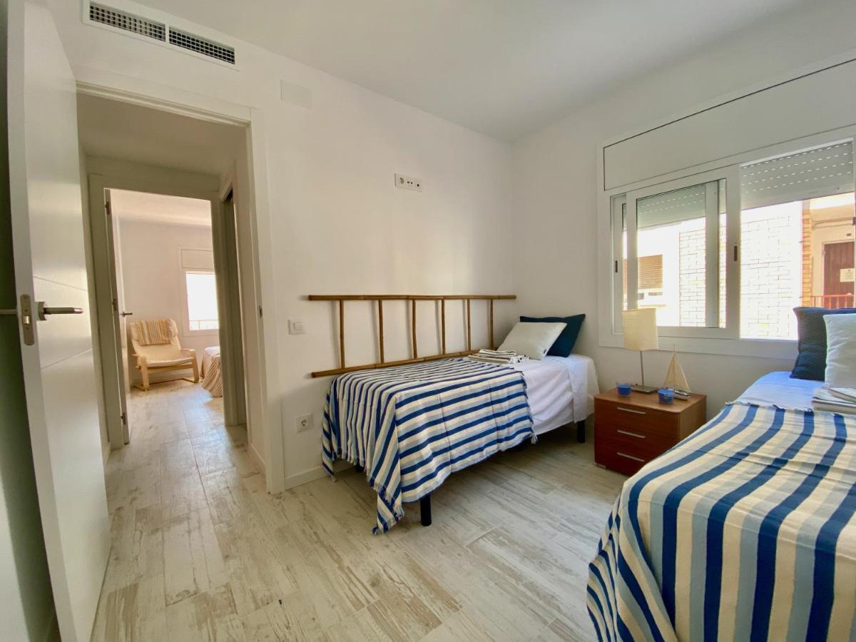 Apartamento En La Playa De Segur De Calafell, Barcelona Apartment Exterior photo
